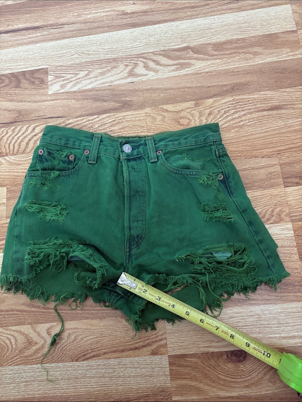 levi strauss & co green jean shorts size 28 - Picture 6 of 16